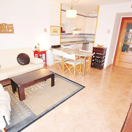 Apartment Homeholidaysrentals Light