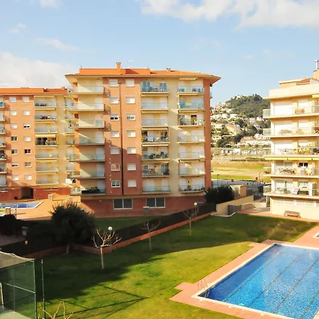 Homeholidaysrentals Light Apartment