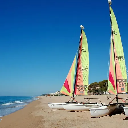 Homeholidaysrentals Light * Santa Susanna
